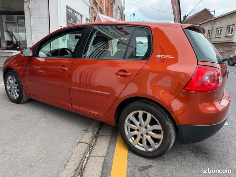 Loader GOLF V 1.4 FSi *Finition GOAL 5 Portes DISTRIB à Chaine image