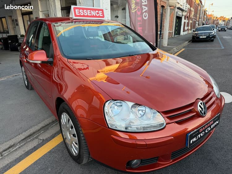 Loader GOLF V 1.6i CARNET à Jour  *1ère main Distrib NEUF image