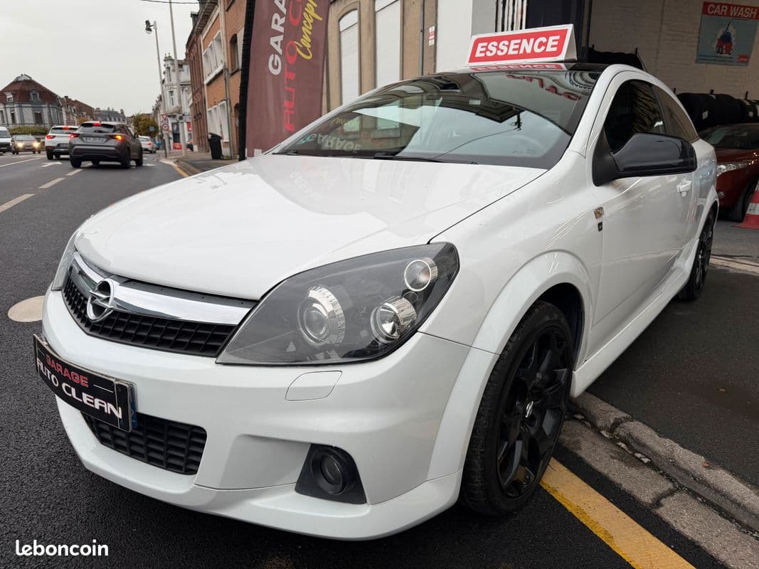 opel astra 2010 image 1