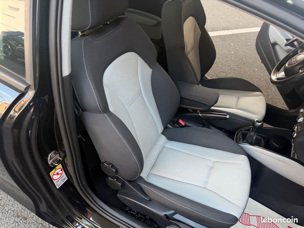 audi a1 2011 image 8