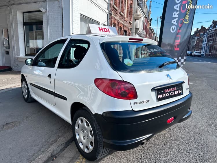 Loader 🇫🇷PEUGEOT 206 1.4HDi 2Places PAIEMENT 4 fois image