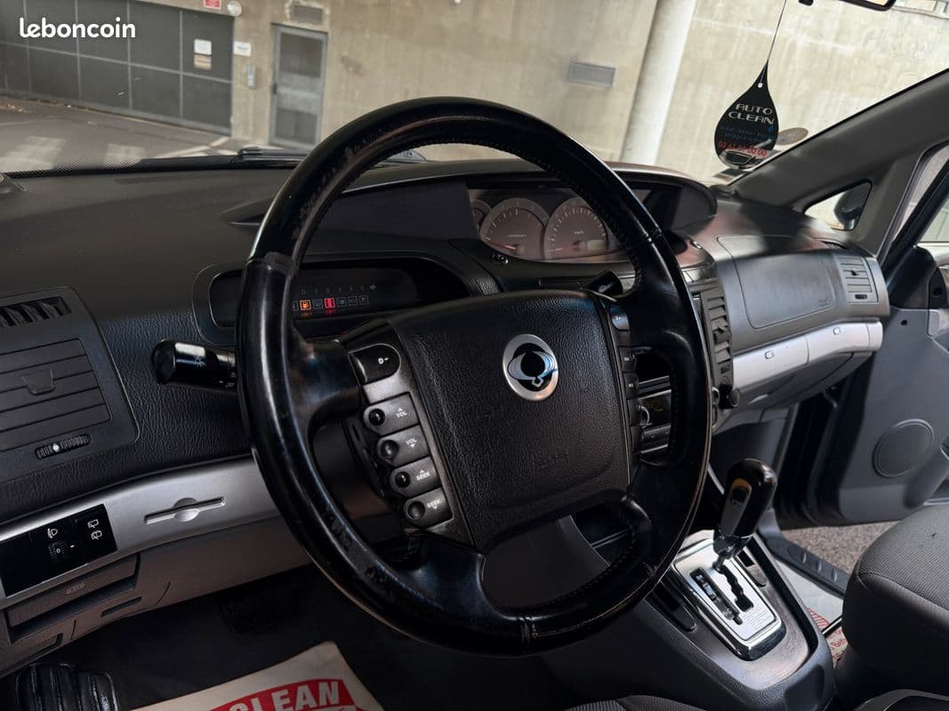 ssangyong rodius 2007 image 10