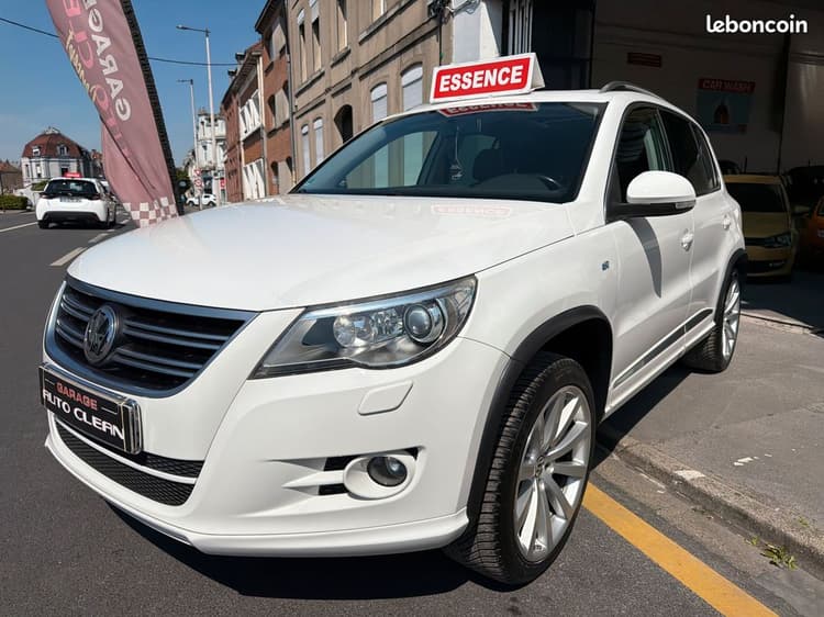 Loader TIGUAN R-Line 2.0TSi 170Ch 4X4 BVA *CARNET à Jour image
