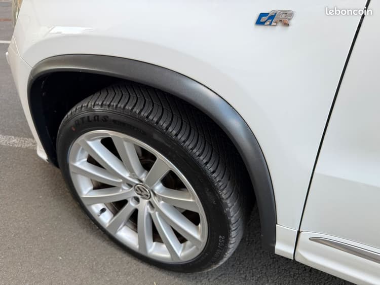 Loader TIGUAN R-Line 2.0TSi 170Ch 4X4 BVA *CARNET à Jour image