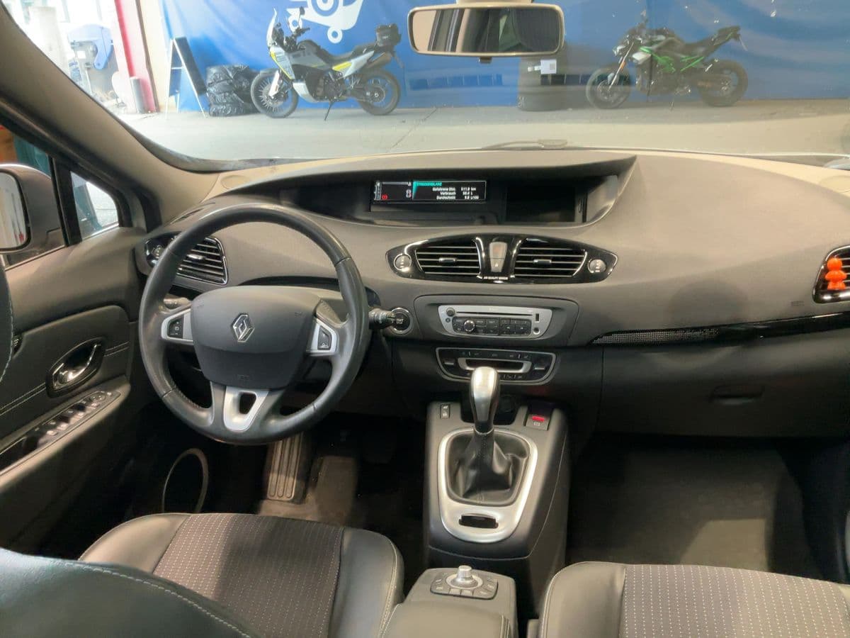 renault Scenic 2012 image 3