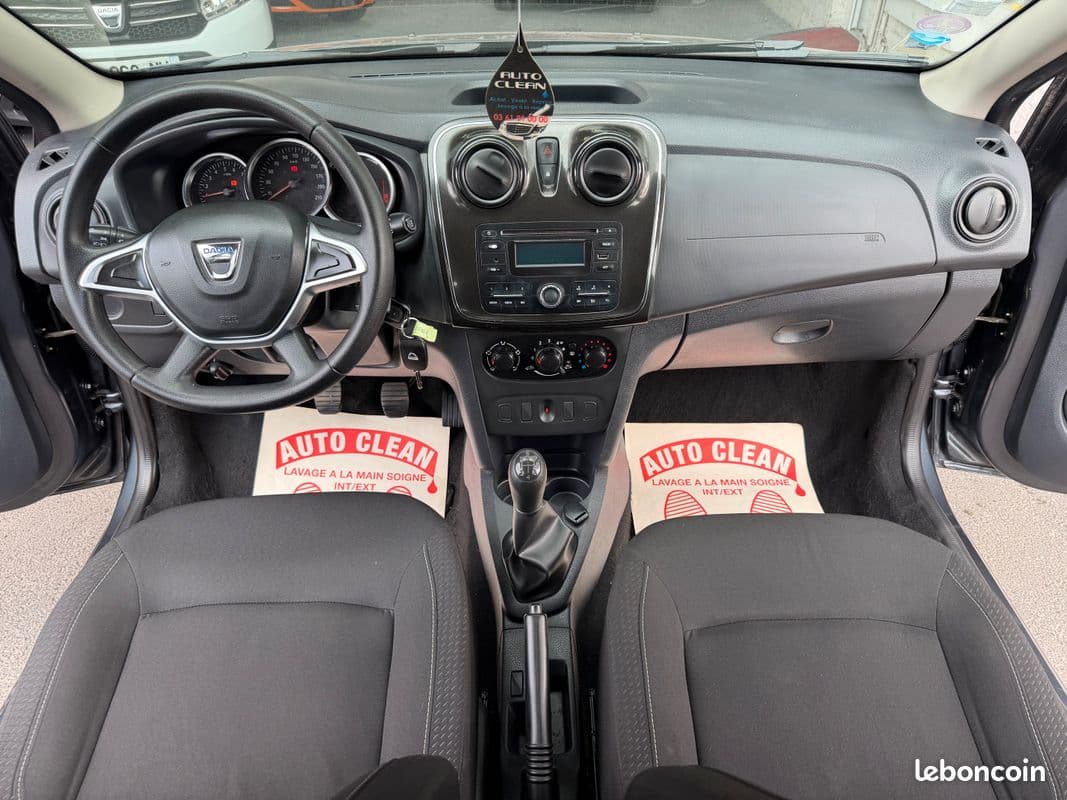 dacia sandero 2017 image 8