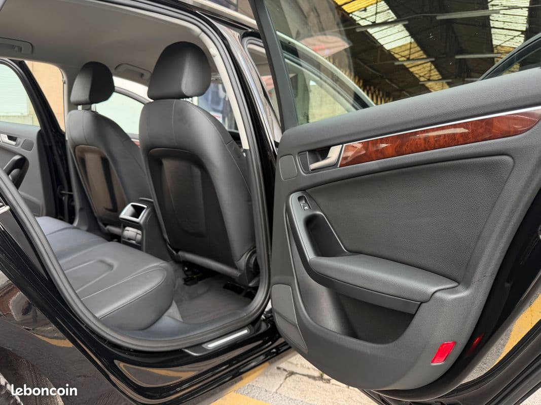 audi a4 2009 image 8
