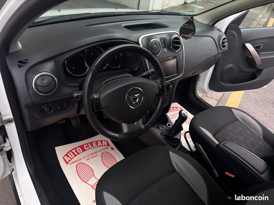 dacia sandero 2013 image 4