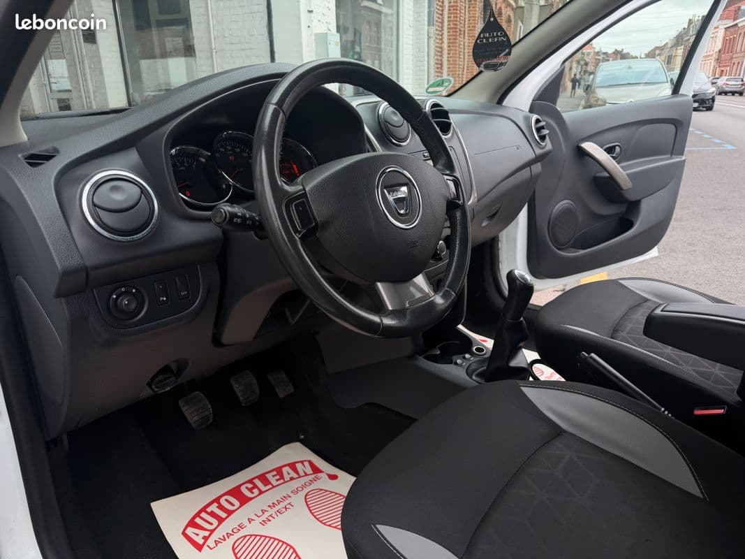 dacia sandero 2013 image 5