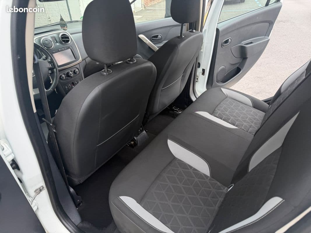 dacia sandero 2013 image 9