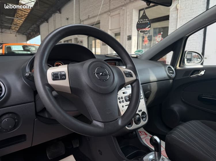 Loader Corsa D AUTOMATIQUE *CARNET à Jour OPEL GARANTIE image