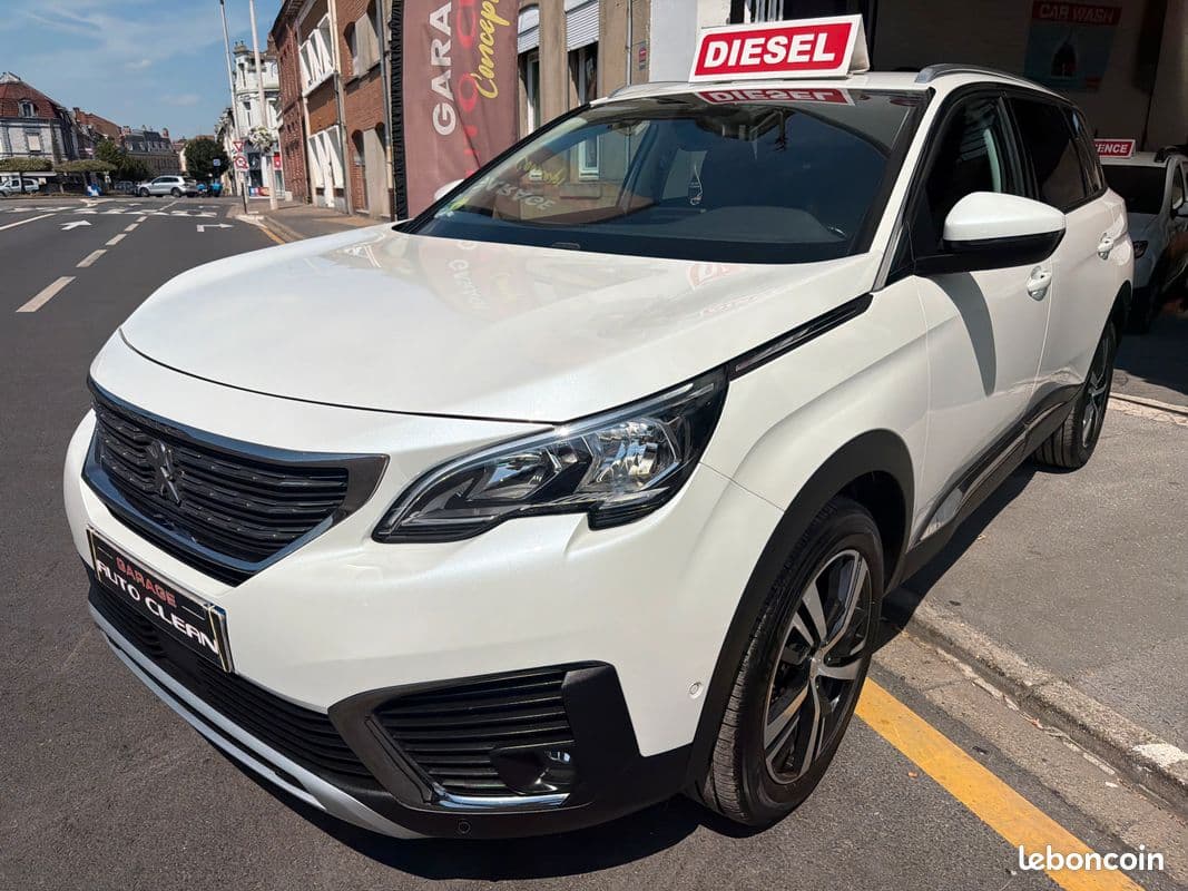 peugeot 5008 2019 image 1