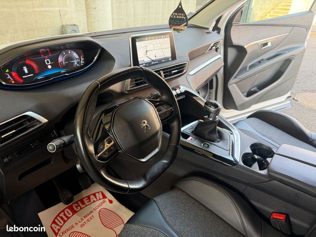 peugeot 5008 2019 image 4