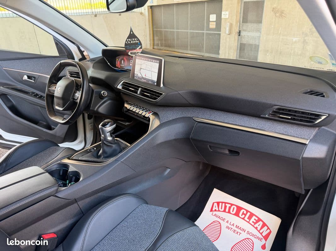 peugeot 5008 2019 image 5