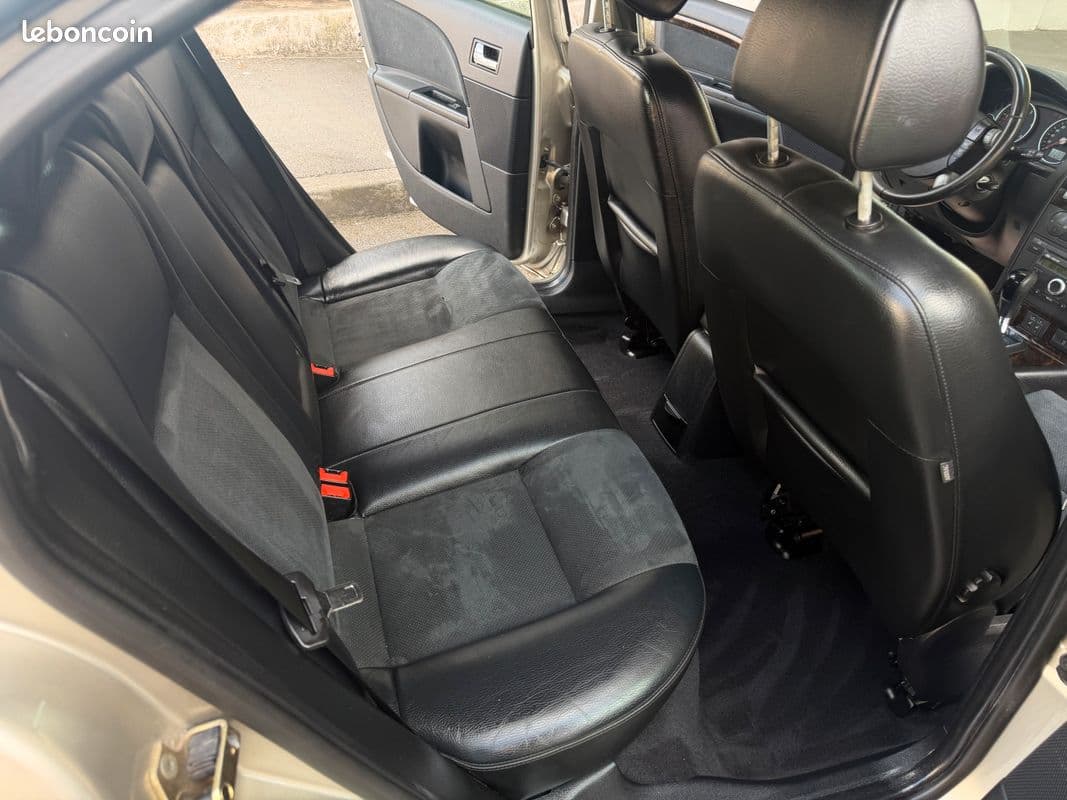 ford mondeo 2003 image 9