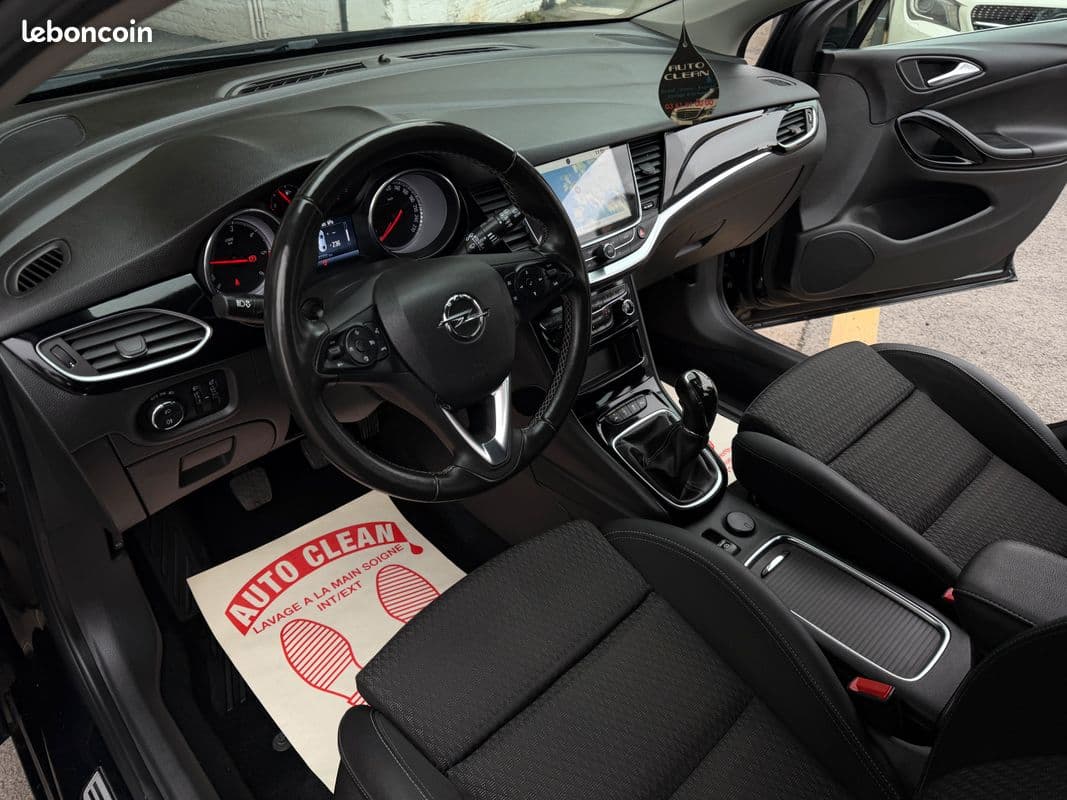 opel astra 2019 image 4