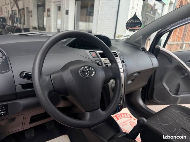 Loader 🇫🇷YARIS 1.0VVTi *79.588Kms 5 Portes CLIM Distrib à chaîne image