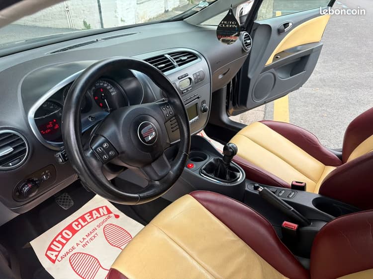 Loader 🇫🇷SEAT LEON II 2.0TDi 140Ch *CARNET A JOUR GARANTIE image