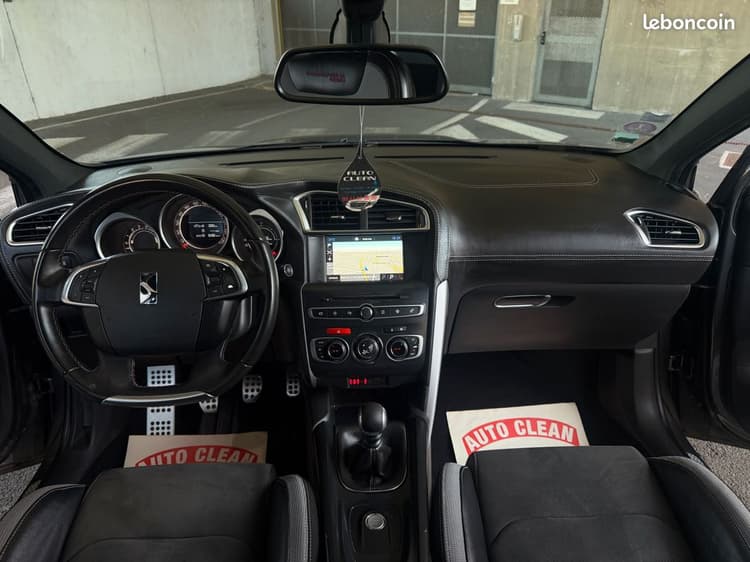 Loader 🇫🇷DS4 1.6i 210Ch *PERFORMANCE Line CARPLAY Distrib à chaîne image