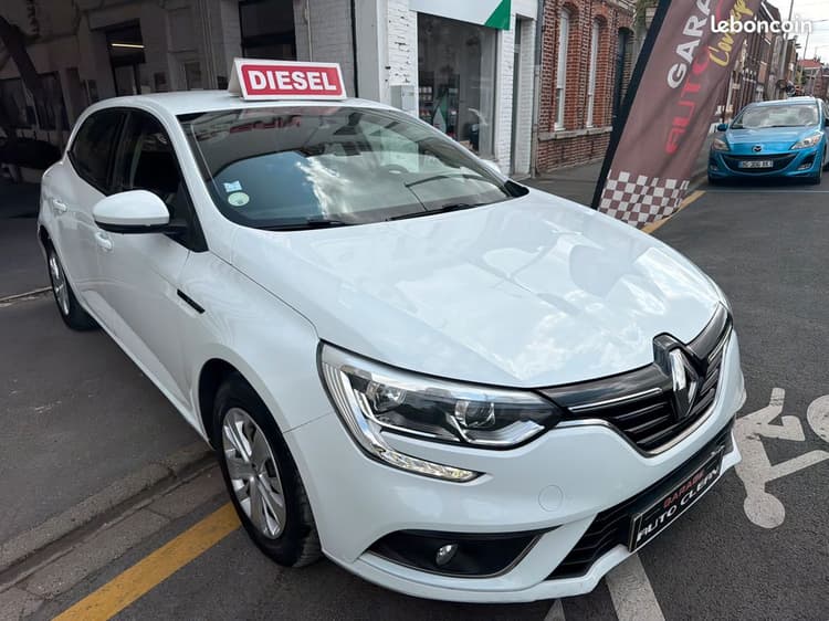 Loader 🇫🇷MEGANE IV 1.5Dci Bluetooth *CLIM 2PLACES GARANTIE image